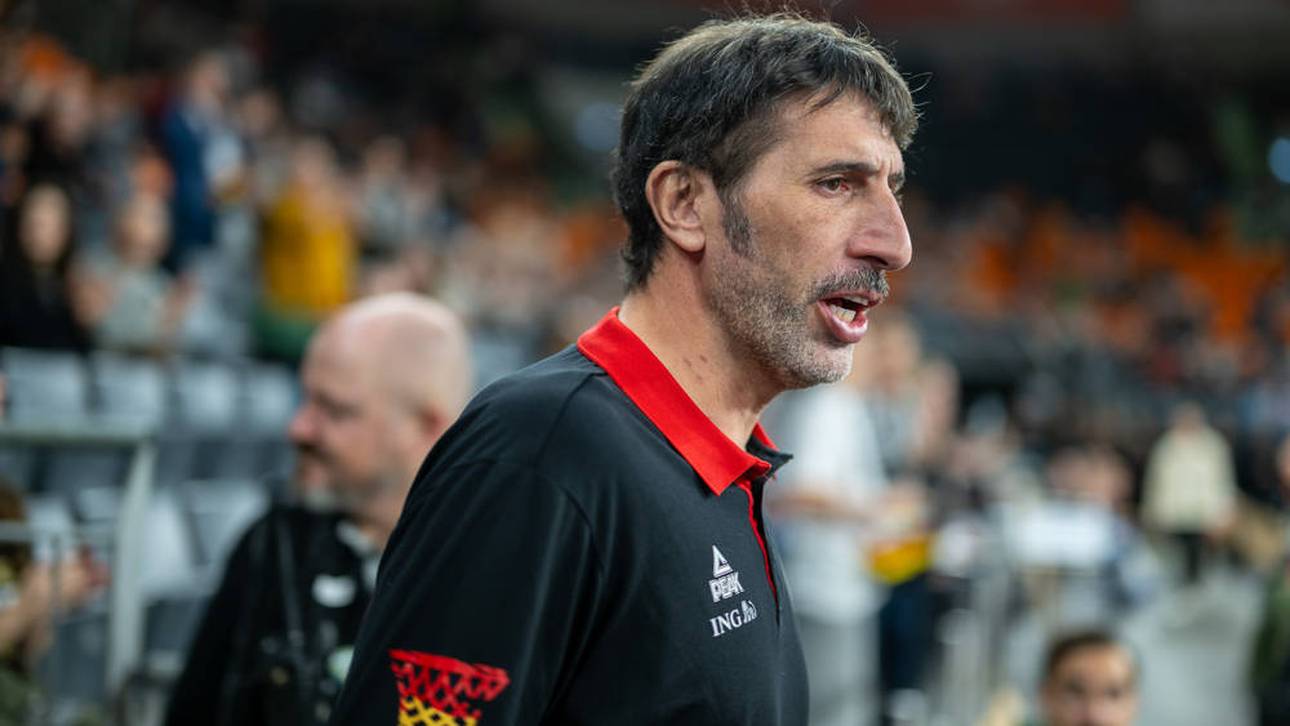 Àlex Mumbrú feierte ein gelungenes Comeback als Nationaltrainer