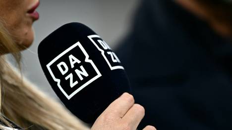 DAZN und DFL streiten um die Medienrechte