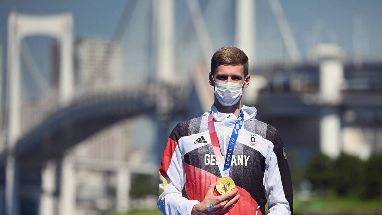 Olympia: Florian Wellbrock gewinnt im Freiwasser Gold über 10 Kilometer