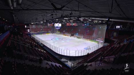 Die Halle wurde geräumt, auch die Teams mussten wieder raus