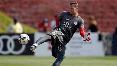 Keeper Manuel Neuer trainiert bei den Bayern wieder voll mit