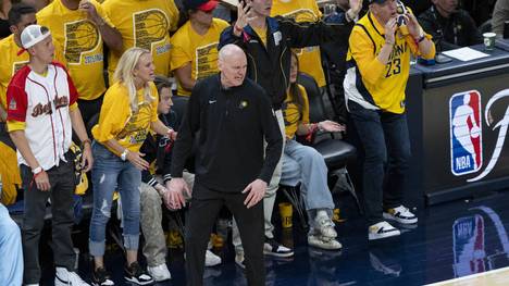 In den NBA-Finals steht der Showdown zwischen Indiana und Oklahoma City in Spiel 7 bevor. Pacers-Coach Rick Carlisle und Tyrese Haliburton freuen sich, Teil dieses besonderen Events zu sein.