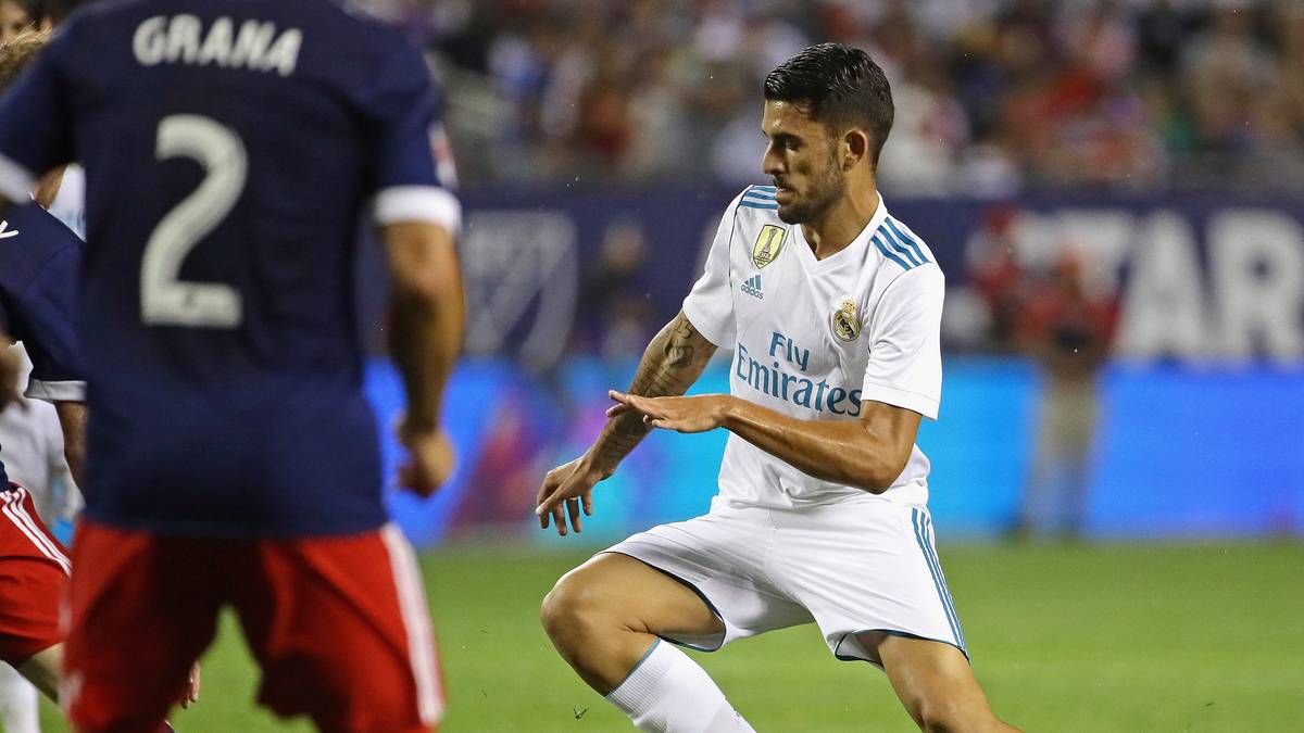 DANI CEBALLOS wurde im Juni zum stärksten Spieler der U21-EM in Polen gewählt. Fast logisch, dass Barca Interesse am 21-Jährigen zeigte. Doch das Rennen machte Erzrivale Real, das dank der festgesetzten Ablösesumme von 15 Millionen Euro ein Schnäppchen landete