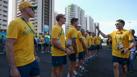 Rio Mayor Eduardo Paes Presents the Australian Olympic Team with the Key to the City