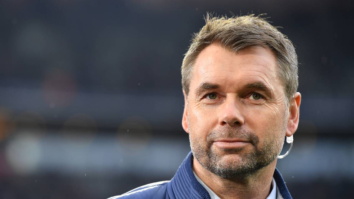 BERND HOLLERBACH: Hatte seine erfolgreichste Zeit mit den Würzburger Kickers, die er von der vierten in die zweite Liga führte. Stieg in der Folgesaison allerdings wieder ab. Seine Rettungsmission beim Hamburger SV scheiterte nach sieben Spielen