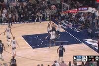 Luka Doncic führt die Dallas Mavericks mit einer spektakulären Performance zu einem Sieg gegen die Minnesota Timberwolves.