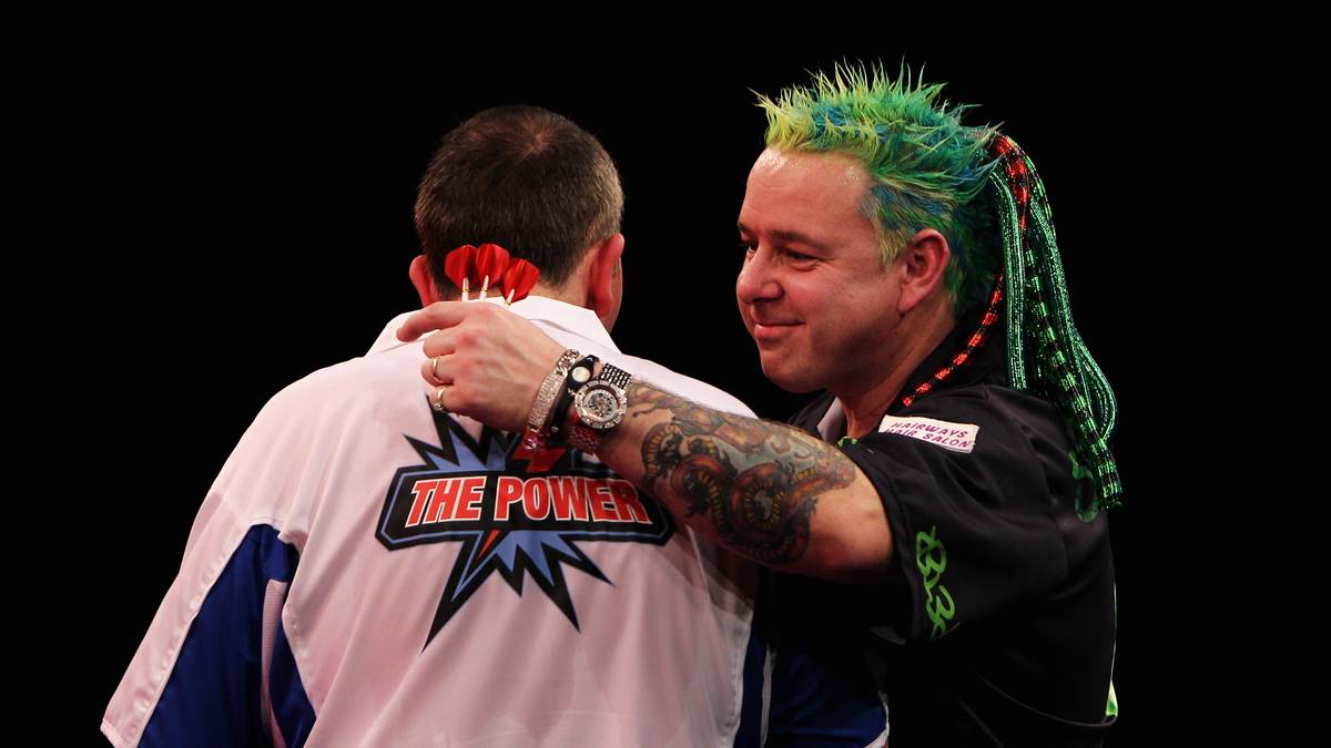 2010 steht er erstmals in einem PDC-Finale. Beim sechsten UK Open Qualifier verliert er gegen Phil Taylor. Gegen den zu dieser Zeit quasi unschlagbaren Engländer kassiert Wright auch im WM-Achtelfinale 2011 eine Niederlage