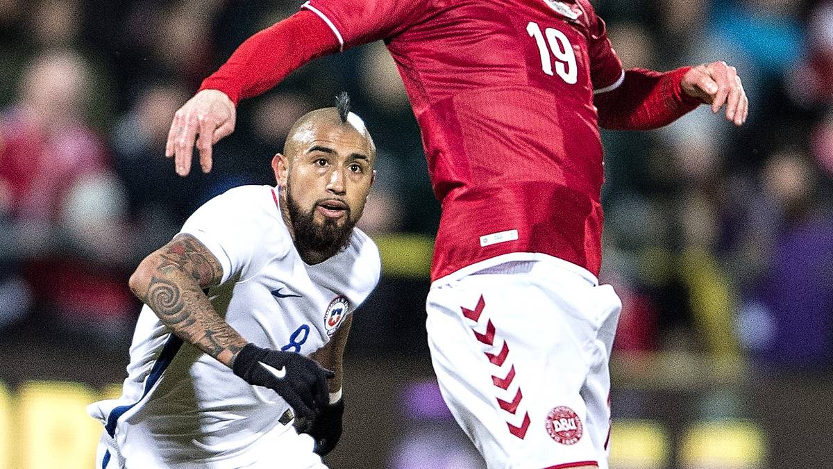 Am 27. März 2018 knackt Vidal einen beachtlichen Meilenstein. Im Testkick gegen Dänemark absolviert er sein 100. Spiel für die chilenische Nationalmannschaft. 24 Tore gelingen ihm bis dahin