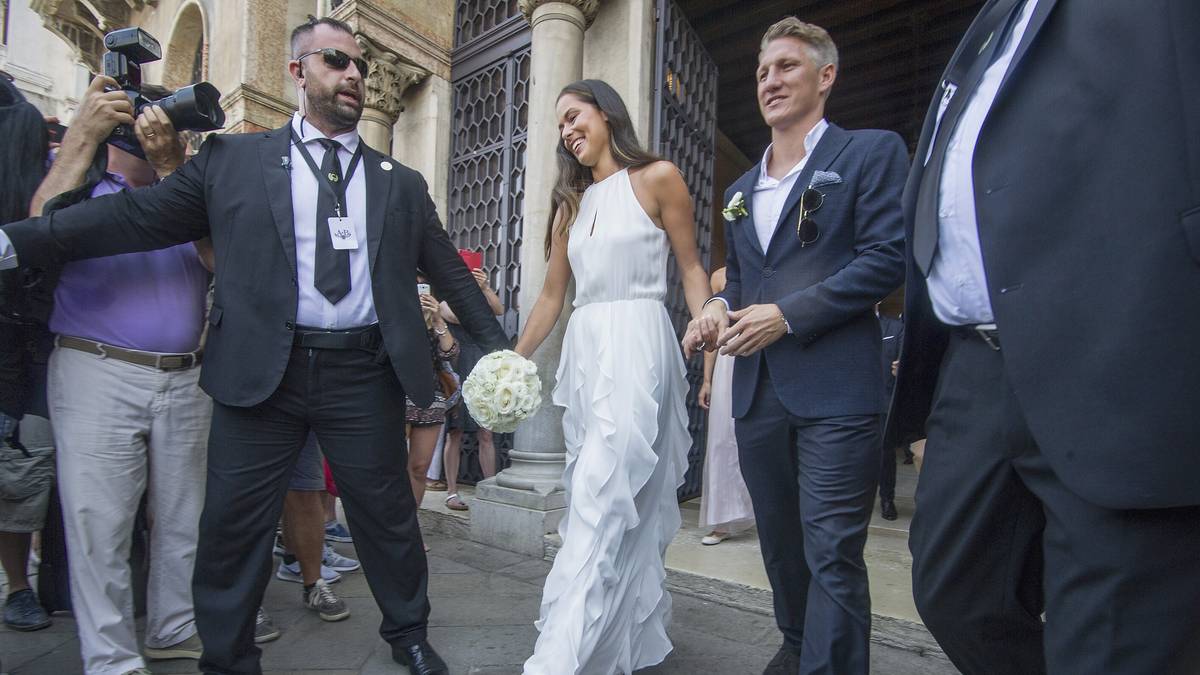 Das Interesse am frisch vermählten Paar ist natürlich groß