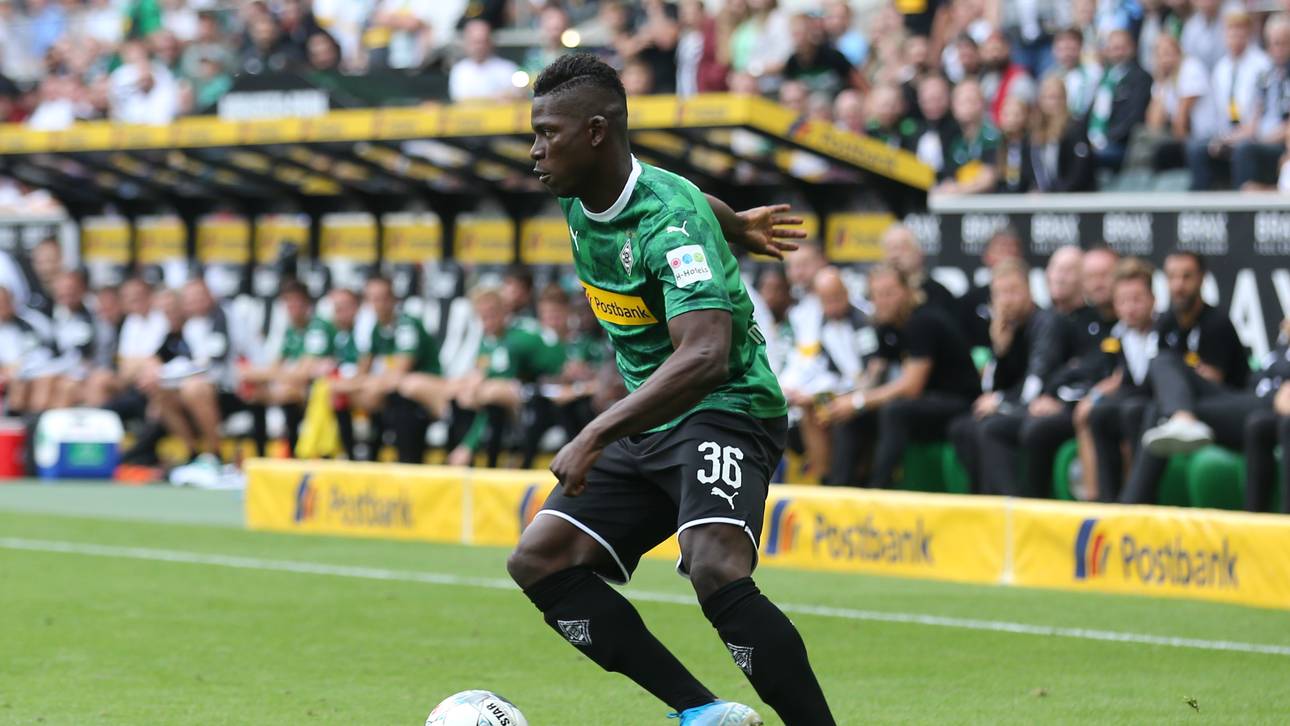 Gladbach mit Embolo gegen Schalke