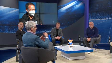 Fredi Bobic will weg bei der Eintracht - das Ziel soll wohl die Hertha sein. Der CHECK24 Doppelpass stellt die Frage: Ist Bobics Schritt nachvollziehbar oder geht er als Fahnenflüchtling?