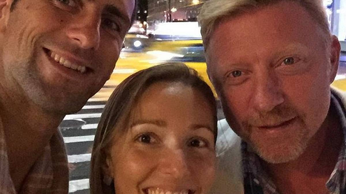 Es ist die Überraschung in der Tenniswelt - Boris Becker wird Trainer des damals besten Tennisspielers der Welt: Novak Djokovic. Ende 2013 stößt das deutsche Idol zum Team. Von Beginn an ist er fester Bestandteil und eng mit Djokovic' Familie verbunden