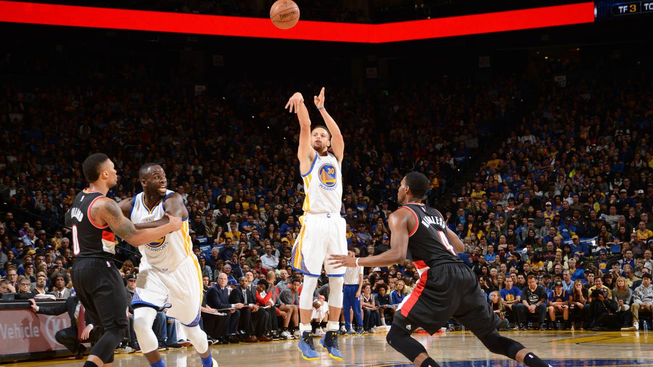 Warriors feiern historische Dreiershow