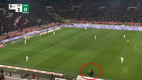 Während der VfB Stuttgart mit geballter Offensiv-Power seine bemerkenswerte Saison in der Bundesliga fortgesetzt hat, ärgerte sich Werder Bremen beim mehr als verdienten 2:0 der Schwaben vor allem über eine Szene. 