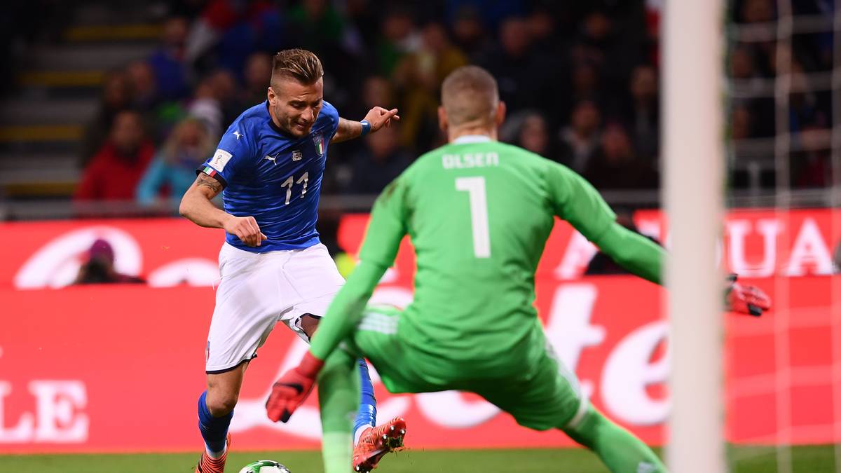 "Tuttosport" (Italien): "Die Wahrheit tut weh, ja, und noch nie so sehr wie dieses Mal: Denn die Wahrheit ist, dass es zu Recht so ist. Italien fährt nicht zur Weltmeisterschaft, weil es das verdient hat."