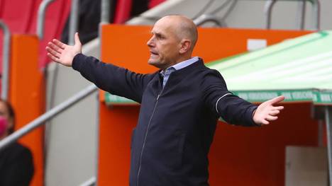 Heiko Herrlich wütete nach dem Spiel des FC Augsburg gegen den 1. FC Köln über einen nicht gegebenen Elfmeter