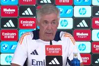 Real-Coach Carlo Ancelotti trauert um die beiden Verstorbenen Juan Izquierdo und Sven-Göran Eriksson. Insbesondere zur schwedischen Trainerlegende hat er eine persönliche Beziehung.