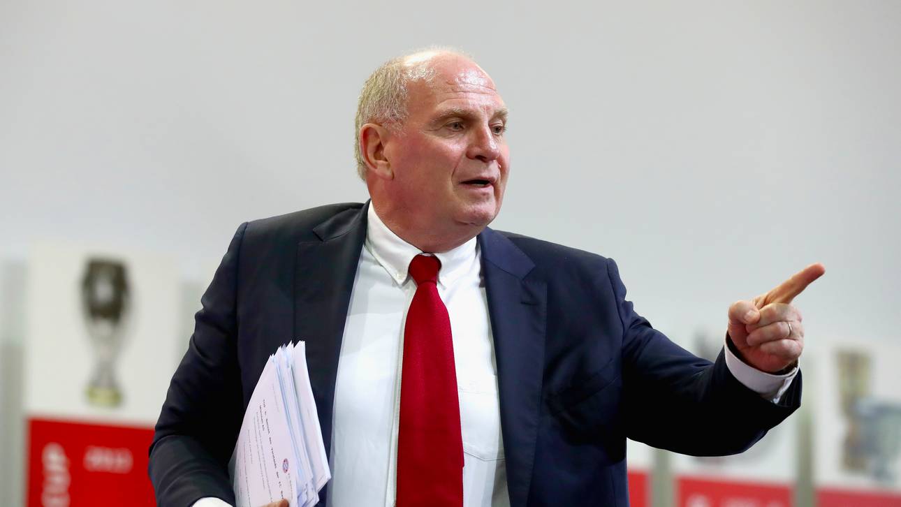 Hoeneß bekräftigt Özil-Schelte