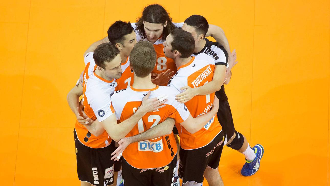 Berlin, Dresden, Schwerin siegen