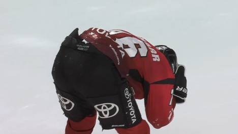 Im Topspiel gegen die Straubing Tigers erleben die Kölner Haie einen Schock-Mement um ihren Spieler Nate Schnarr.