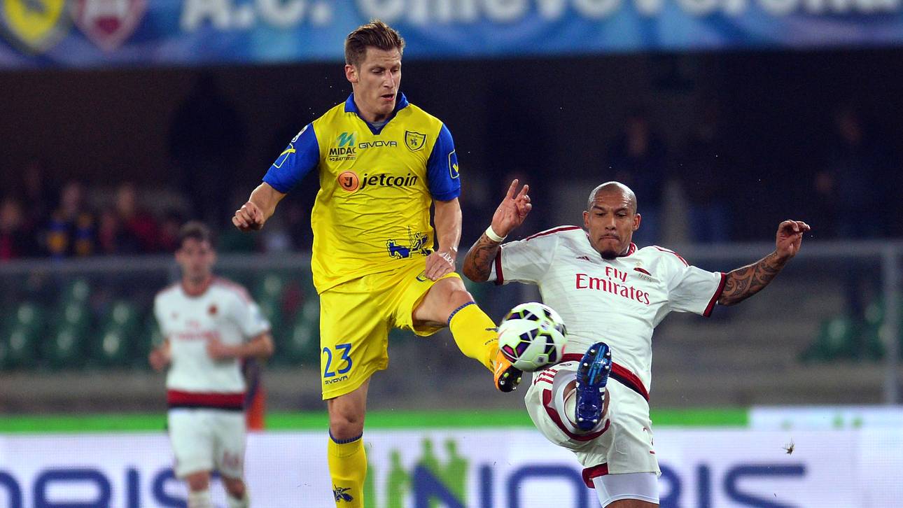 Milan lässt Punkte in Verona liegen