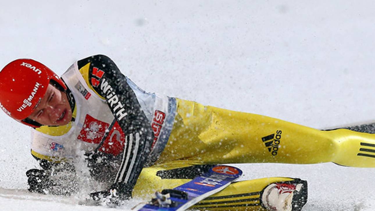 Wellinger schwer gestürzt