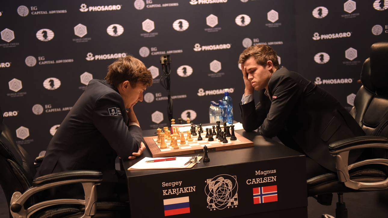 Schach-WM: Carlsen in Bedrängnis