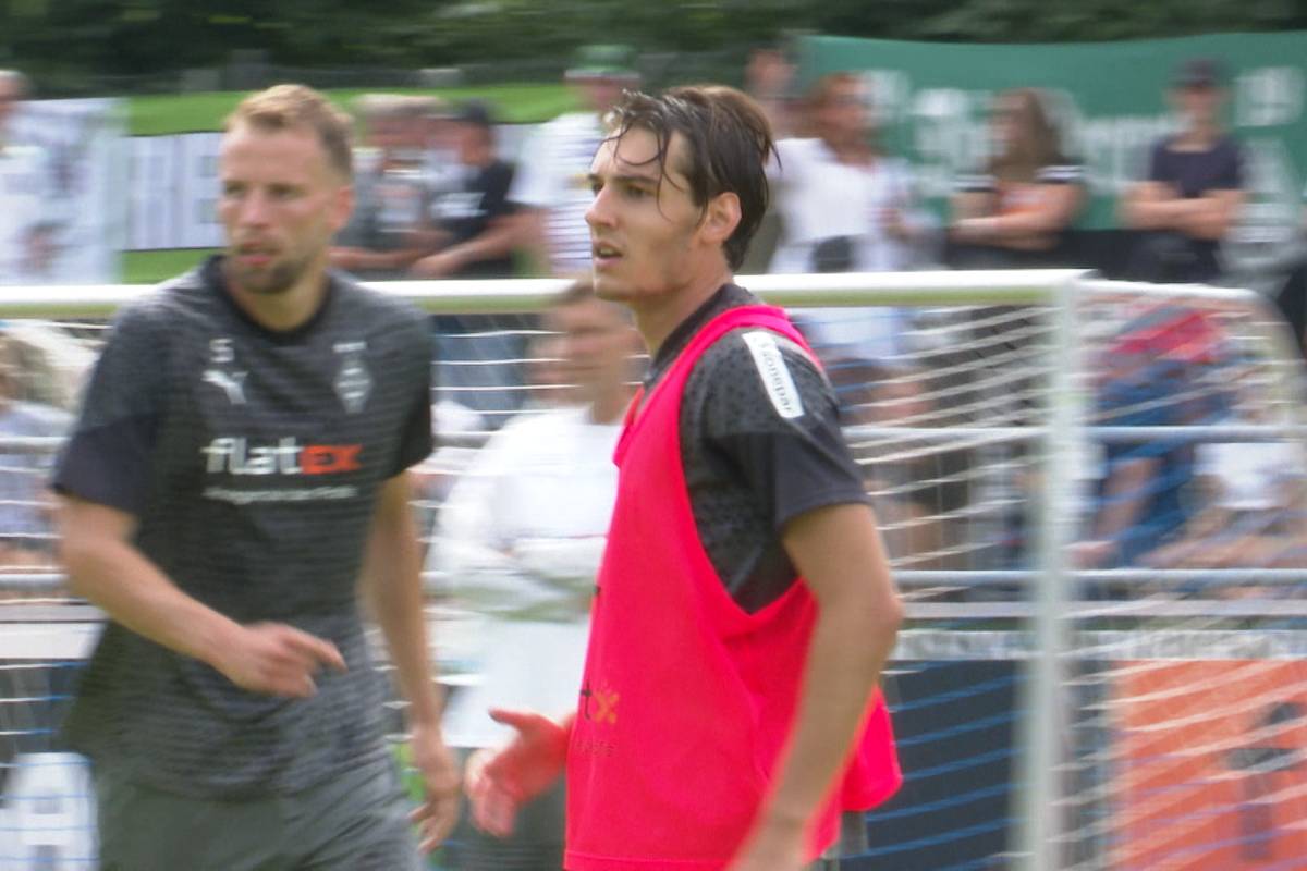 Gladbach-Manager Roland Virkus bezieht nach dem viral gegangenen Mallorca-Video von Florian Neuhaus Stellung.