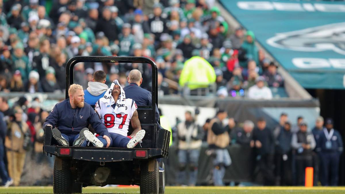 Der große Gewinner könnte Demaryius Thomas werden. Mit zwei Touchdowns im letzten Preseason-Spiel zeigte er sich vom Achillessehnenriss gut erholt. Ist er fit und kann nach der schweren Verletzung tatsächlich noch einmal an seine Glanzzeiten in Denver anknüpfen, stehen die Pats auf einmal richtig stark da
