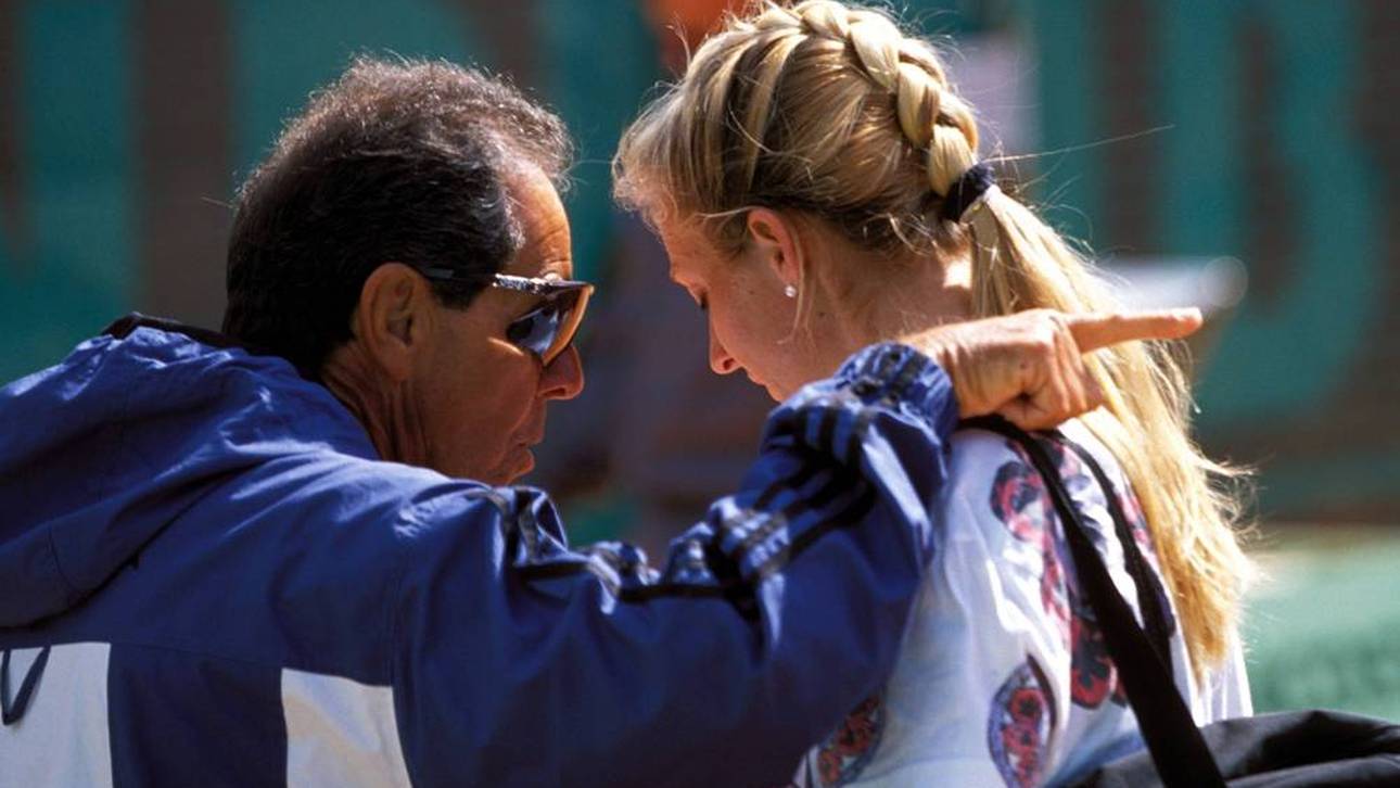 Trainer Nick Bollettieri und Mary Pierce bei den French Open 1994