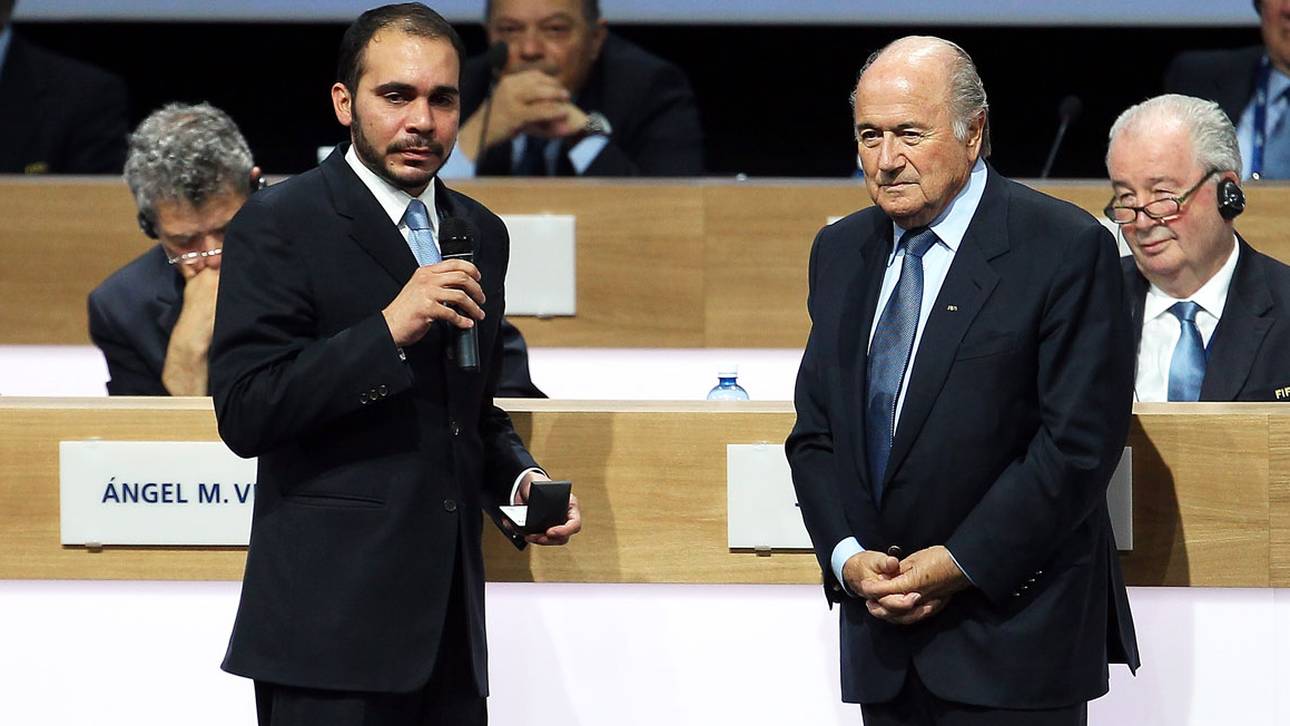 Prinz fordert Blatter heraus
