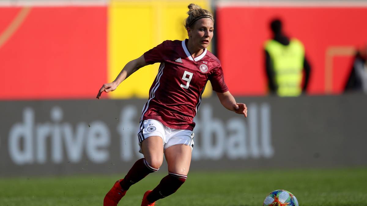 SVENJA HUTH: Huth spielt zusammen mit Elsig beim 1. FFC Turbine Potsdam und traf für die DFB-Frauen in 43 Länderspielen sieben Mal. Nach der Weltmeisterschaft wechselt sie zu Serienmeister VfL Wolfsburg