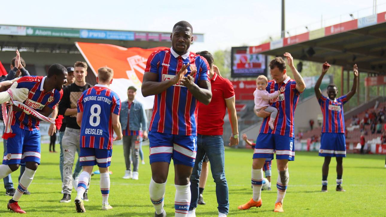 Energie Cottbus holt Meistertitel