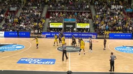 Spiel Highlights zu MHP RIESEN Ludwigsburg - HAKRO Merlins Crailsheim (2)
