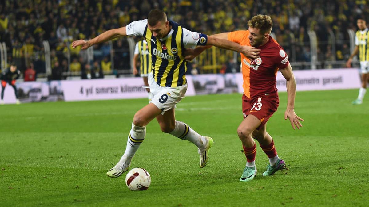 Unbezwingbares Galatasaray trifft Fenerbahçe