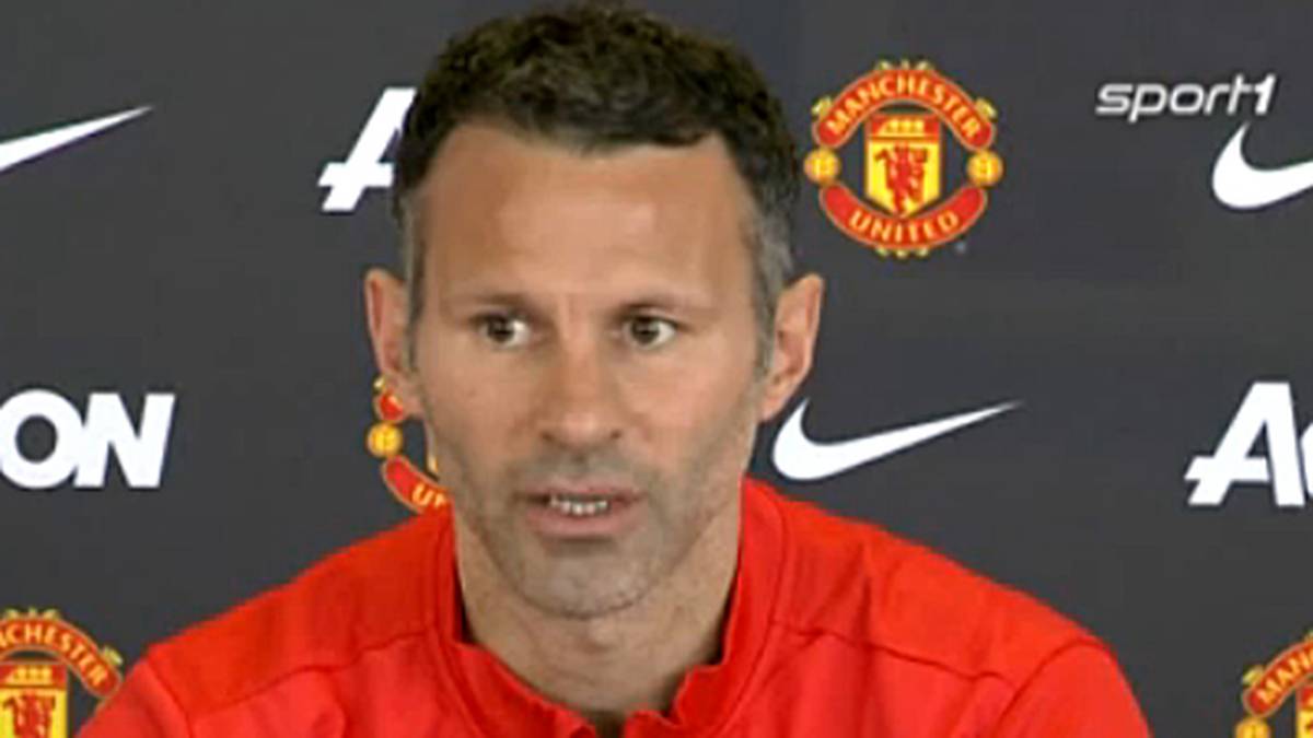 Den Chef-Stuhl tauscht er mit dem Niederländer Louis van Gaal. Just an jenem Tag, an dem Giggs sein Karriereende bekanntgibt, vermeldet United die Verpflichtung des ehemaligen Bayern-Coaches. Van Gaal, bis nach der WM in Brasilien niederländischer Nationalcoach, wird ab der Saison 2014/'15 als Verantwortlicher an der Seitenlinie stehen - und damit Ausbilder von Giggs sein