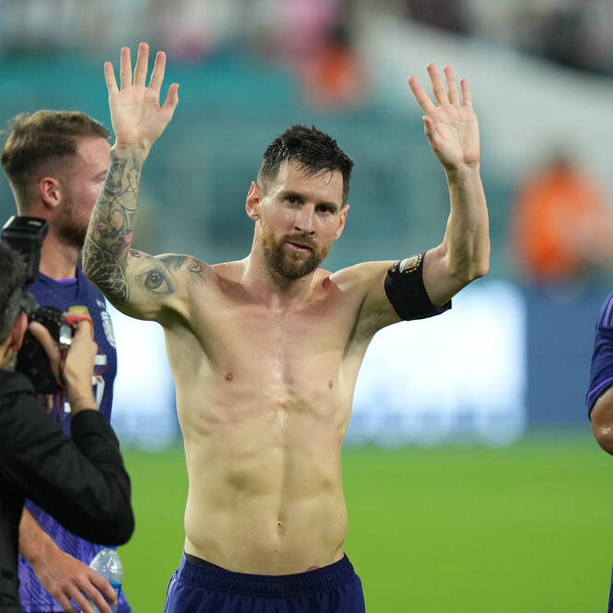 Lionel Messi führt Argentinien zum Sieg - und gibt anschließend Einblicke in seine Gefühlswelt. Bei Paris Saint-Germain fühlt er sich inzwischen wohl.