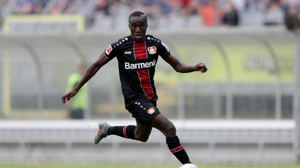 BAYER 04 LEVERKUSEN (Platz 6): Der Abgang von Julian Brandt tat weh, sein Nachfolger Moussa Diaby (Bild, 15 Mio.) hatte Startprobleme, kommt aber in Fahrt. Der 20 Jahre alte Franzose stand in fünf der letzten sechs Spiele in der Startelf und überzeugt mit einem wahnsinnigen Tempo