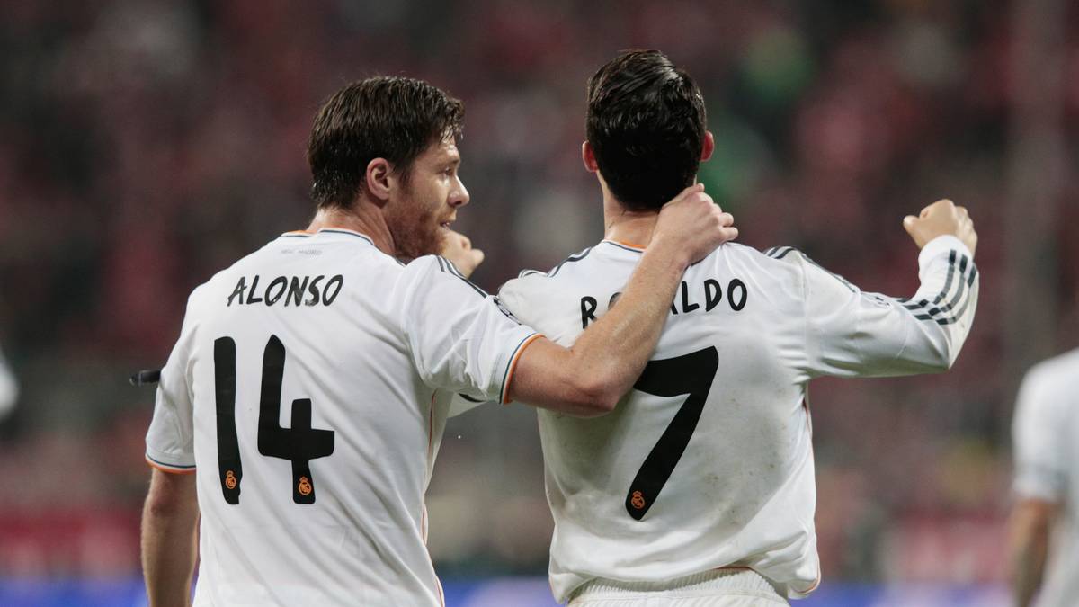 ... und Cristiano Ronaldo Bayerns Traum von der ersten Titelverteidigung in Europas Königsklasse mit einer regelrechten Demütigung 