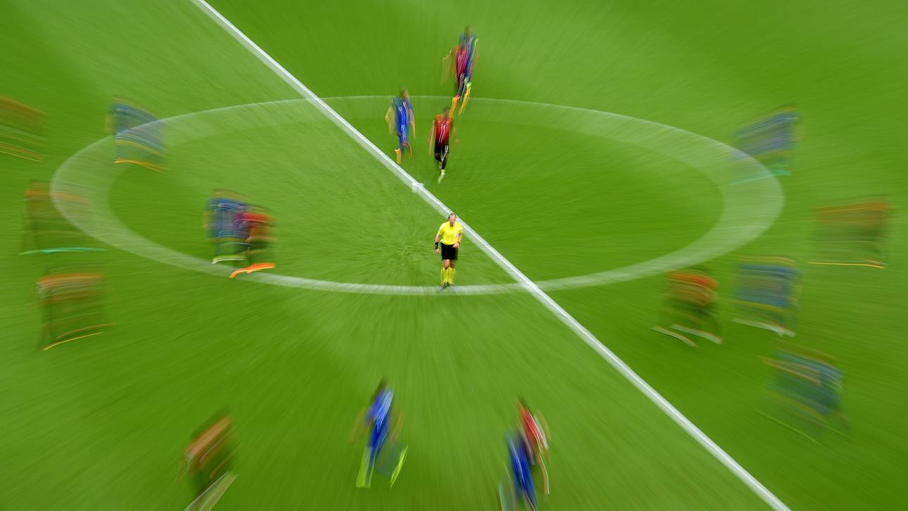 Schiedsrichter-Chef bestreitet Krise