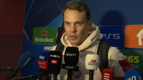 Bayerns Torhüter Manuel Neuer ist gegen Benfica nahezu beschäftigungslos. Nach dem Spiel antwortet er ironisch auf die Frage, ob ihm kalt geworden ist.