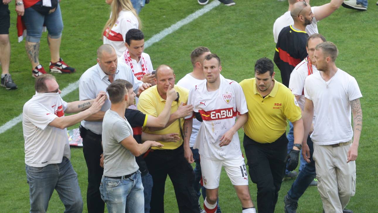Platzsturm, Randale, Angst: VfB am Ende