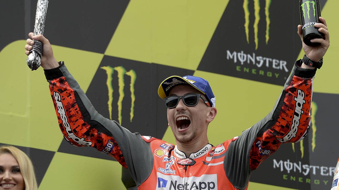 Lorenzo rast zum Sieg