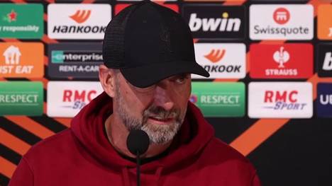 Liverpools später Ausgleich zum 3:3 gegen Toulouse wird wegen eines vermeintlichen Handspiels aberkannt. Reds-Trainer Jürgen Klopp verrät, wie er die Szene gesehen hat.