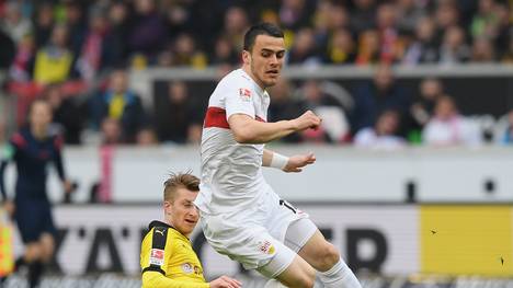 VfB Stuttgart v Borussia Dortmund - Bundesliga
