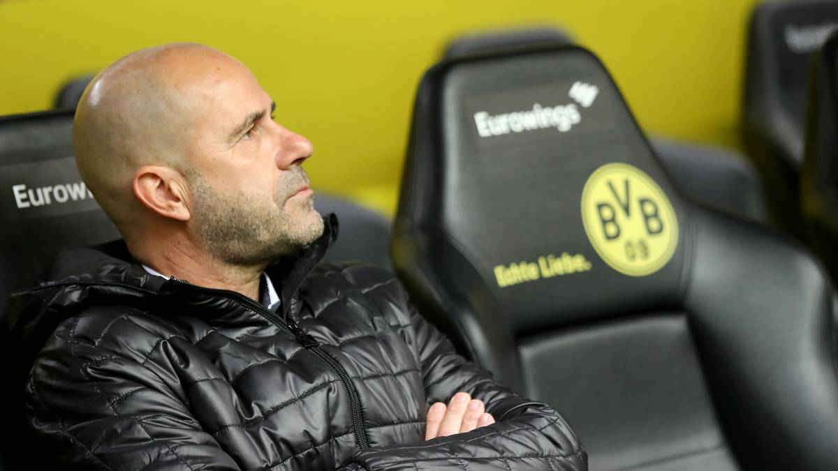 LEHREN AUS DER VORSAISON UND PERSPEKTIVE: In der Vorsaison hatte der BVB unter Peter Bosz nach sechs Spieltagen sogar noch zwei Punkte mehr auf dem Konto als die gegenwärtigen 14 - und das bei 19 zu 1 Toren. Doch dann kam der Absturz und für Bosz das Aus, ehe Nachfolger Peter Stöger wenigstens noch die Qualifikation für die Champions League schaffte