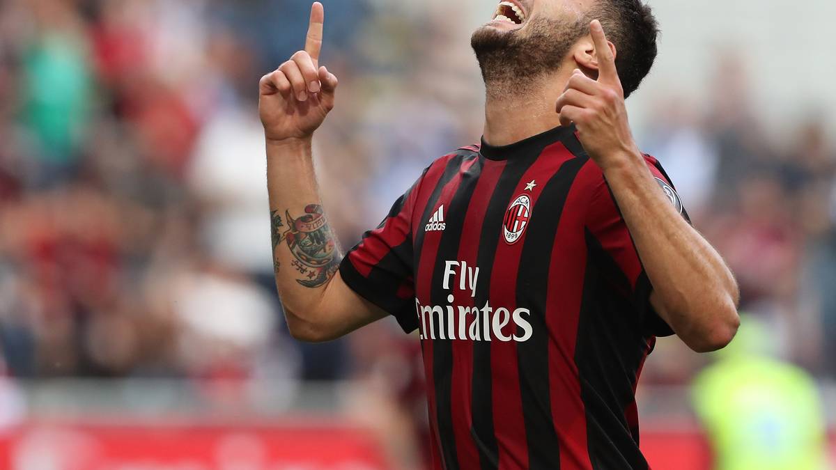 PLATZ 17 - Patrick Cutrone (20), AC Mailand, 35 Millionen Euro