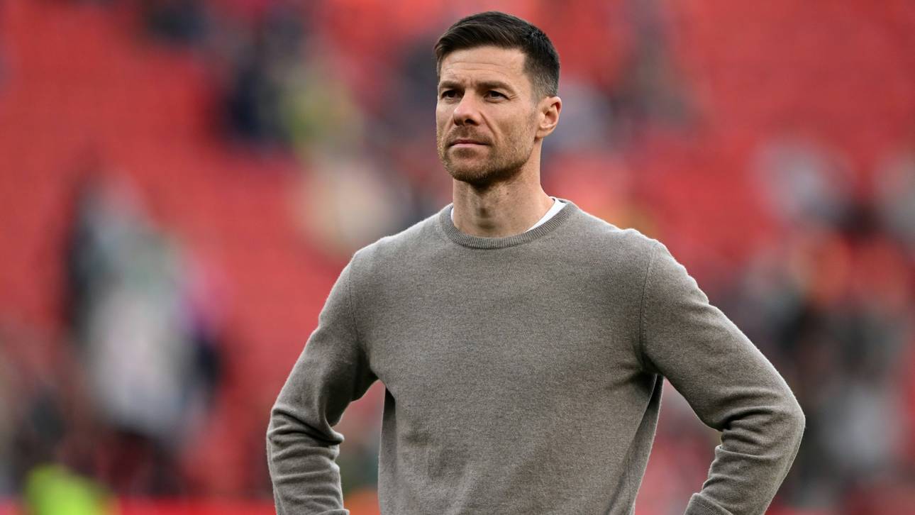 Alonso lässt Zukunft weiter offen