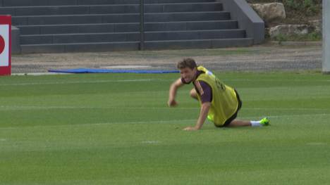 Das DFB-Team kommt ein letztes Mal vor der Weltmeisterschaft in Katar zusammen und Oliver Bierhoff ist schon jetzt zuversichtlich, dass das Team einen WM-Titel holen kann.