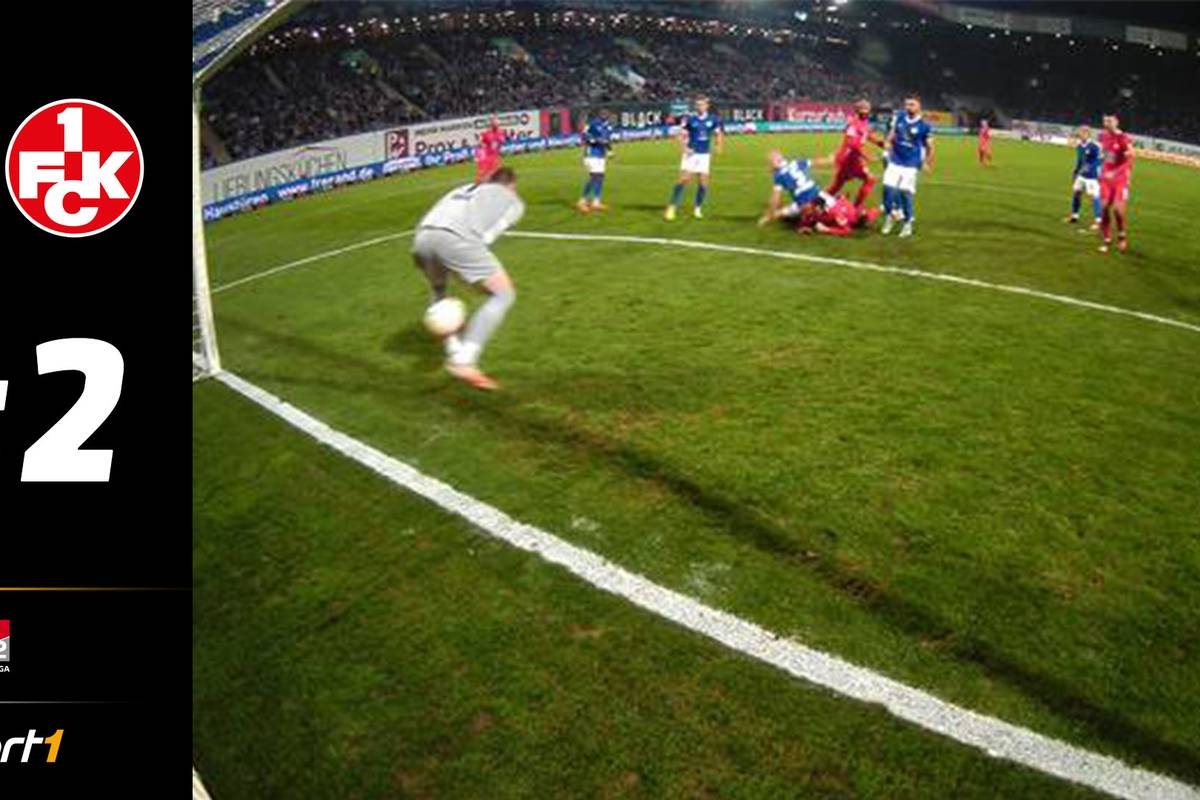 Terence Boyd schießt Kaiserslautern zum Auswärtssieg gegen Rostock. Bei einem Treffer profitiert er von einem krassen Torwart-Patzer. 